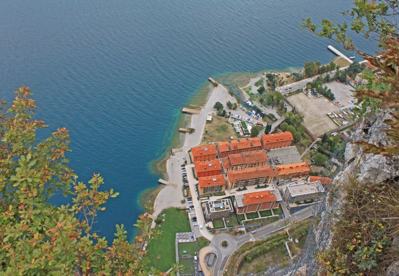 Holideal Campione Exclusive