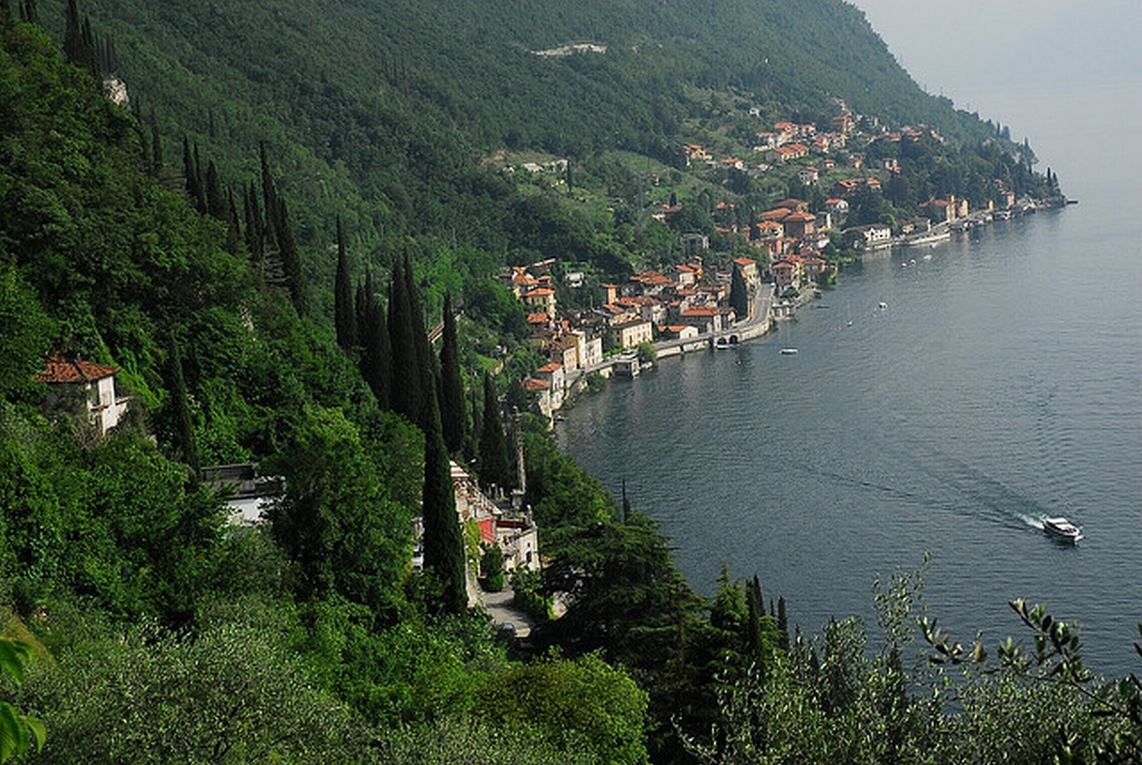 Fontana Del Lago