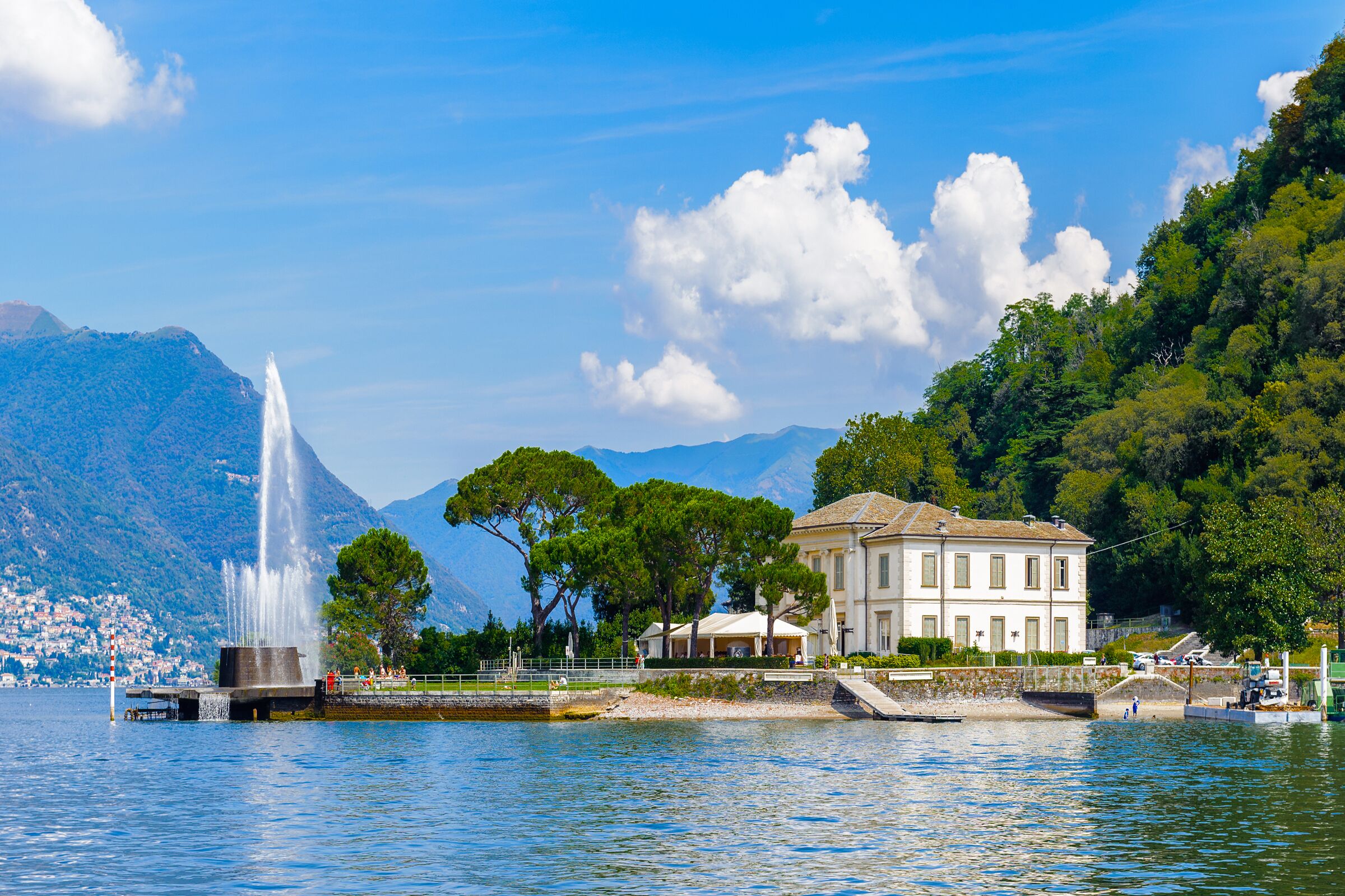 Fontana Del Lago