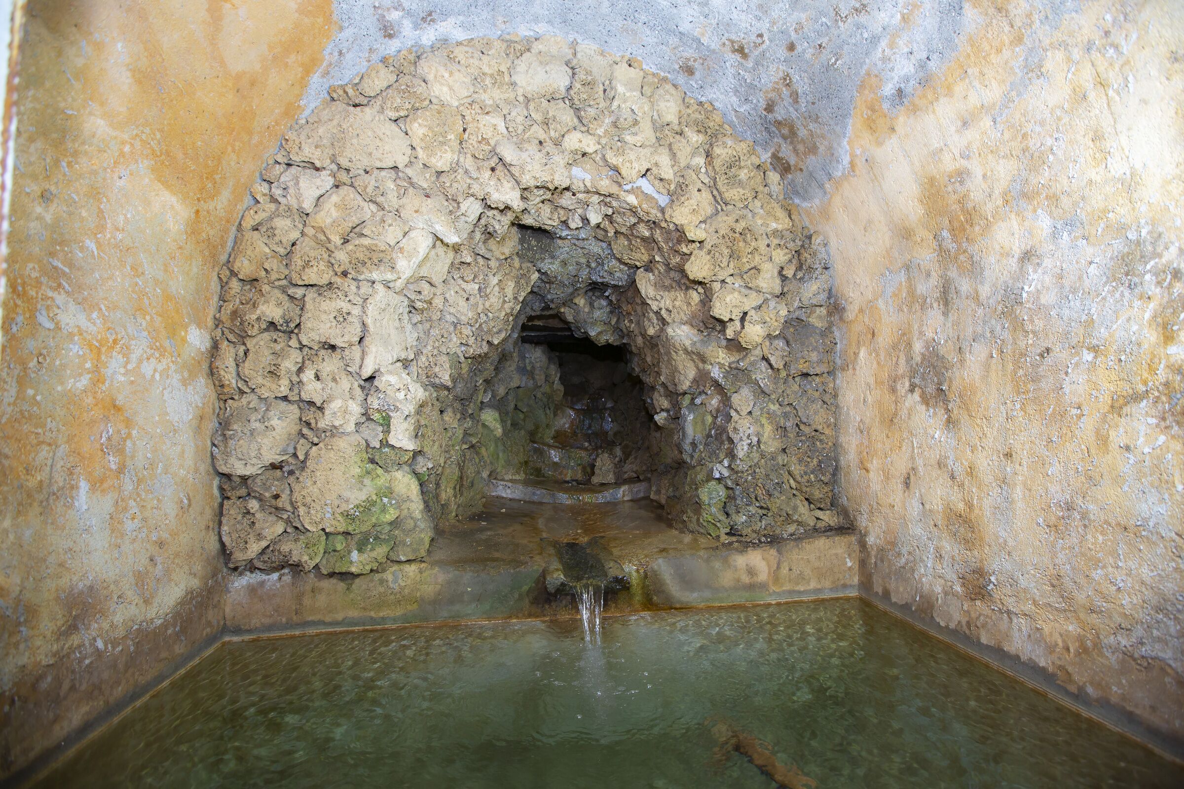 Fontana Del Lago