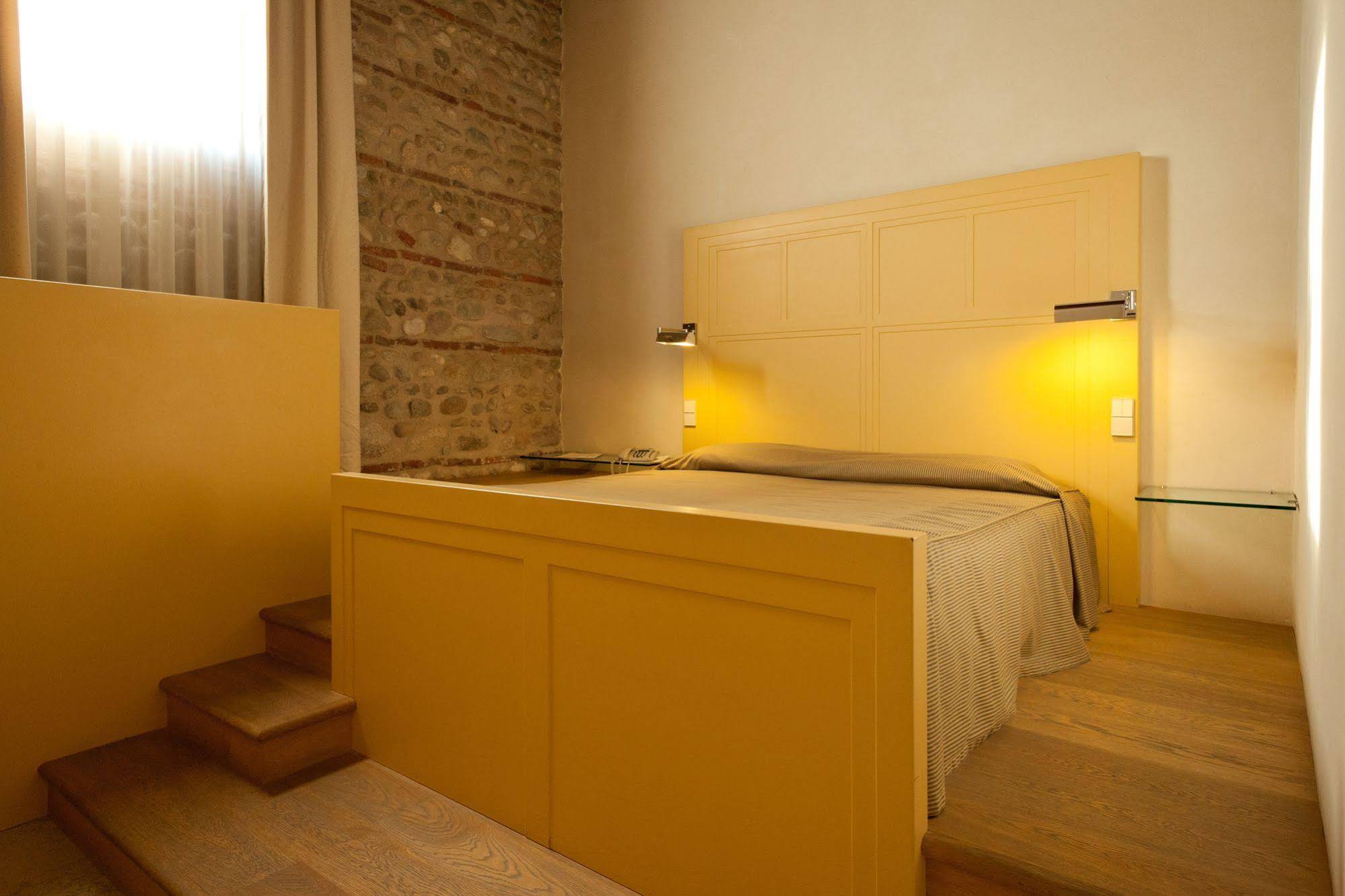 Ca' Sette Hotel