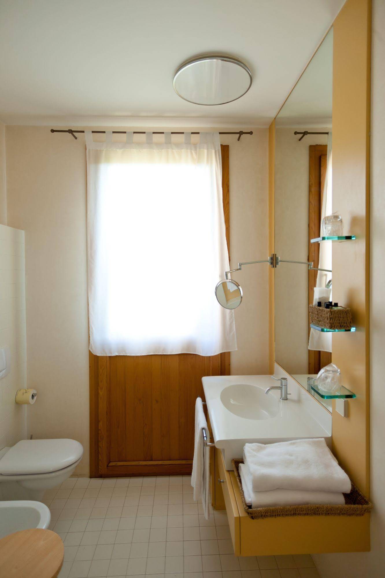 Ca' Sette Hotel