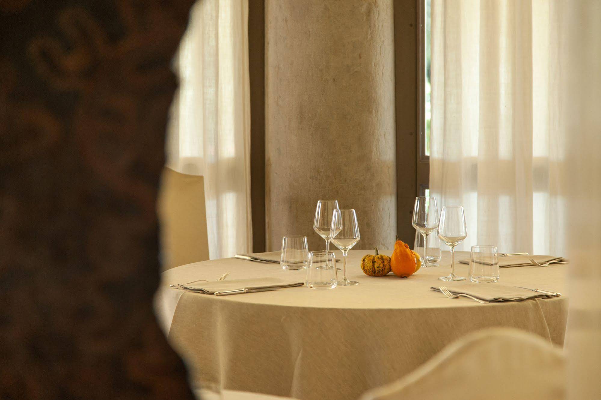 Ca' Sette Hotel