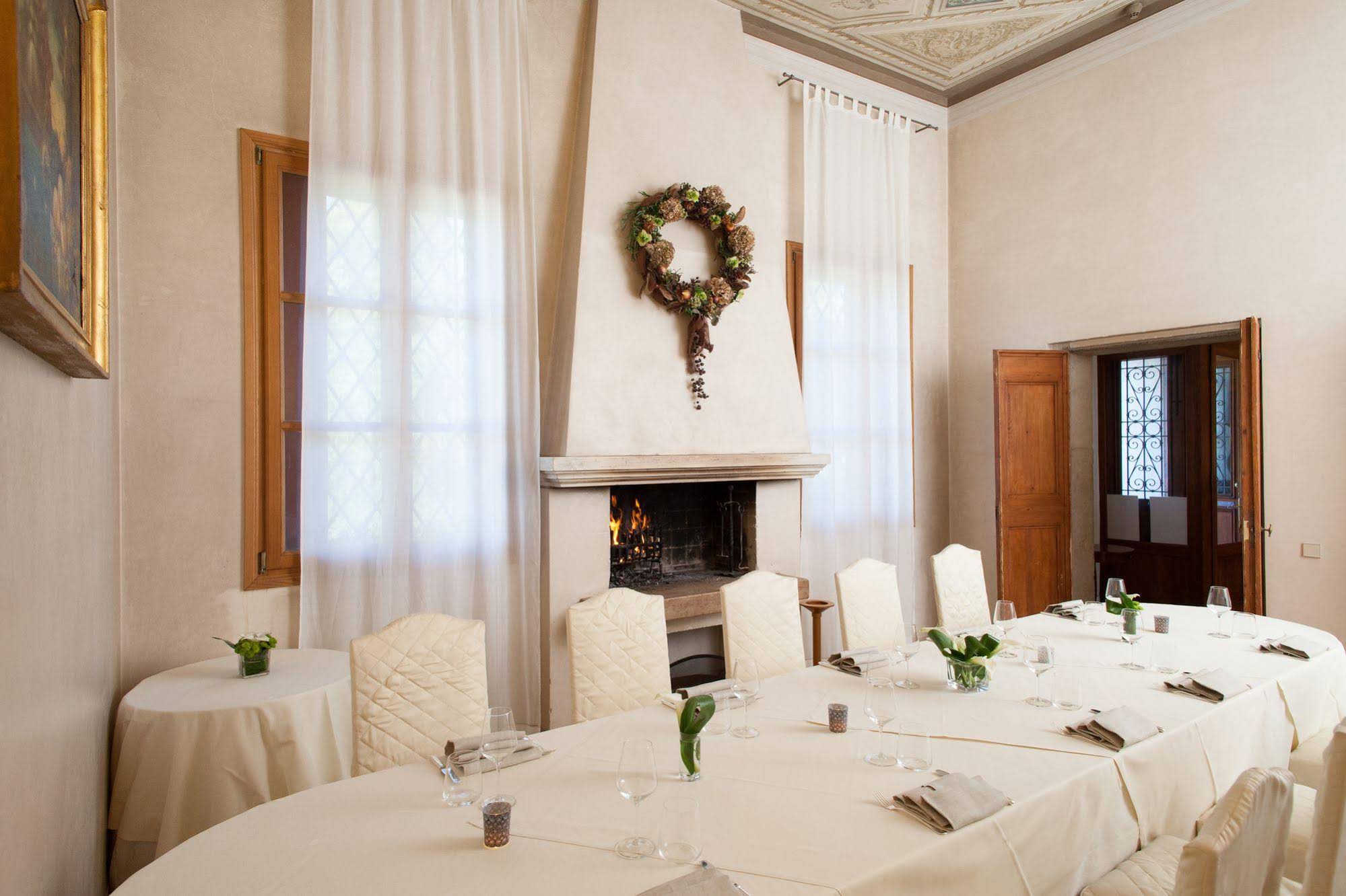 Ca' Sette Hotel