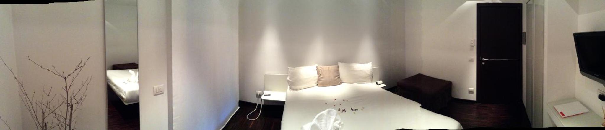 15.92 Hotel