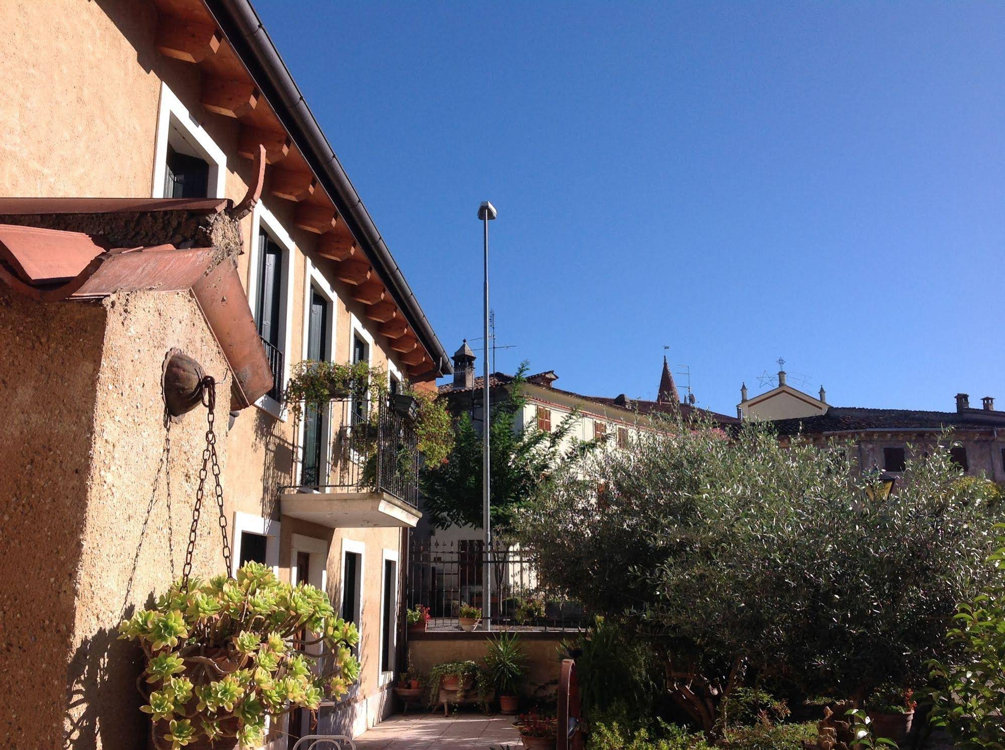 Corte Degli Olivi