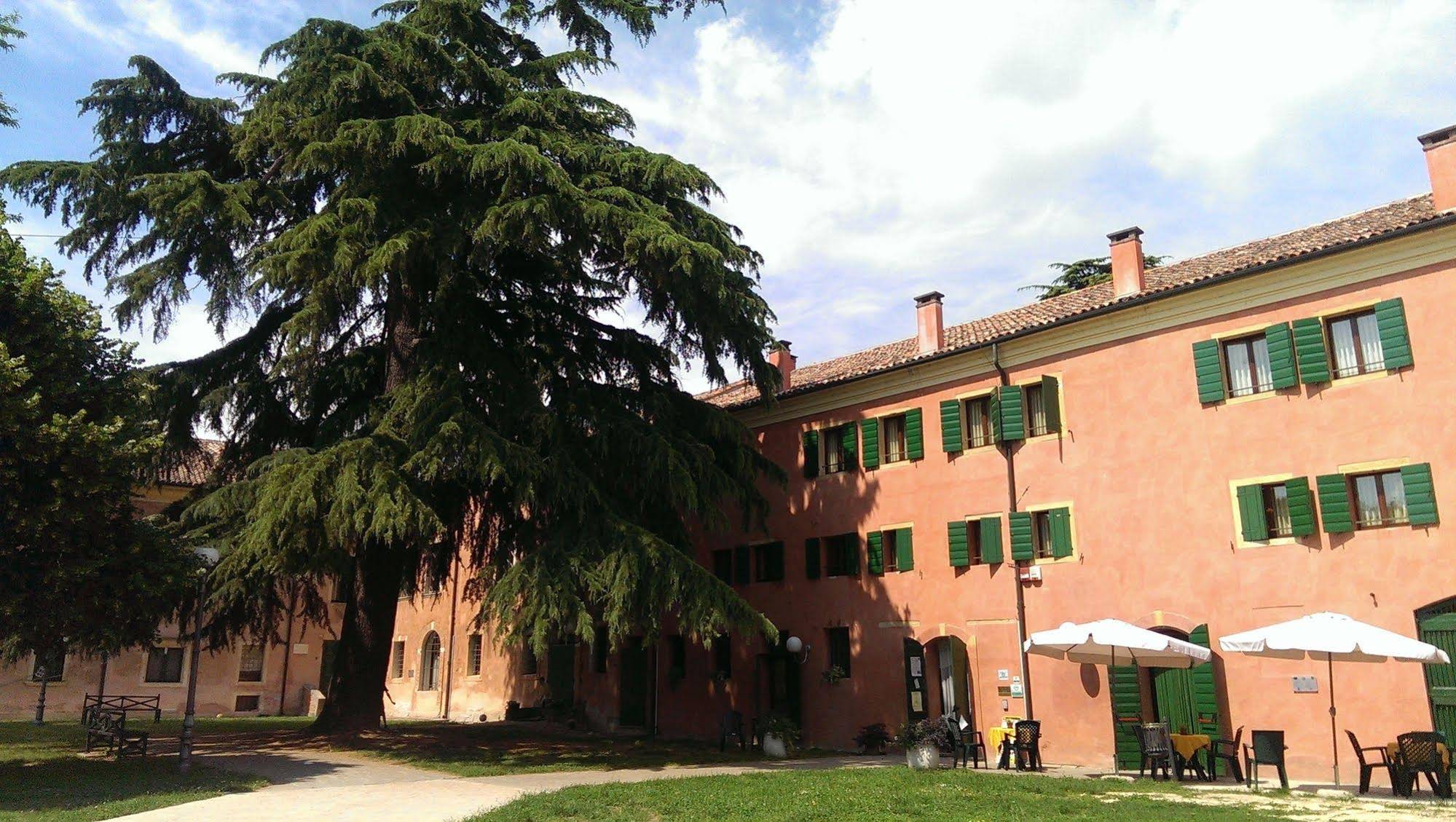 Hotel La Corte