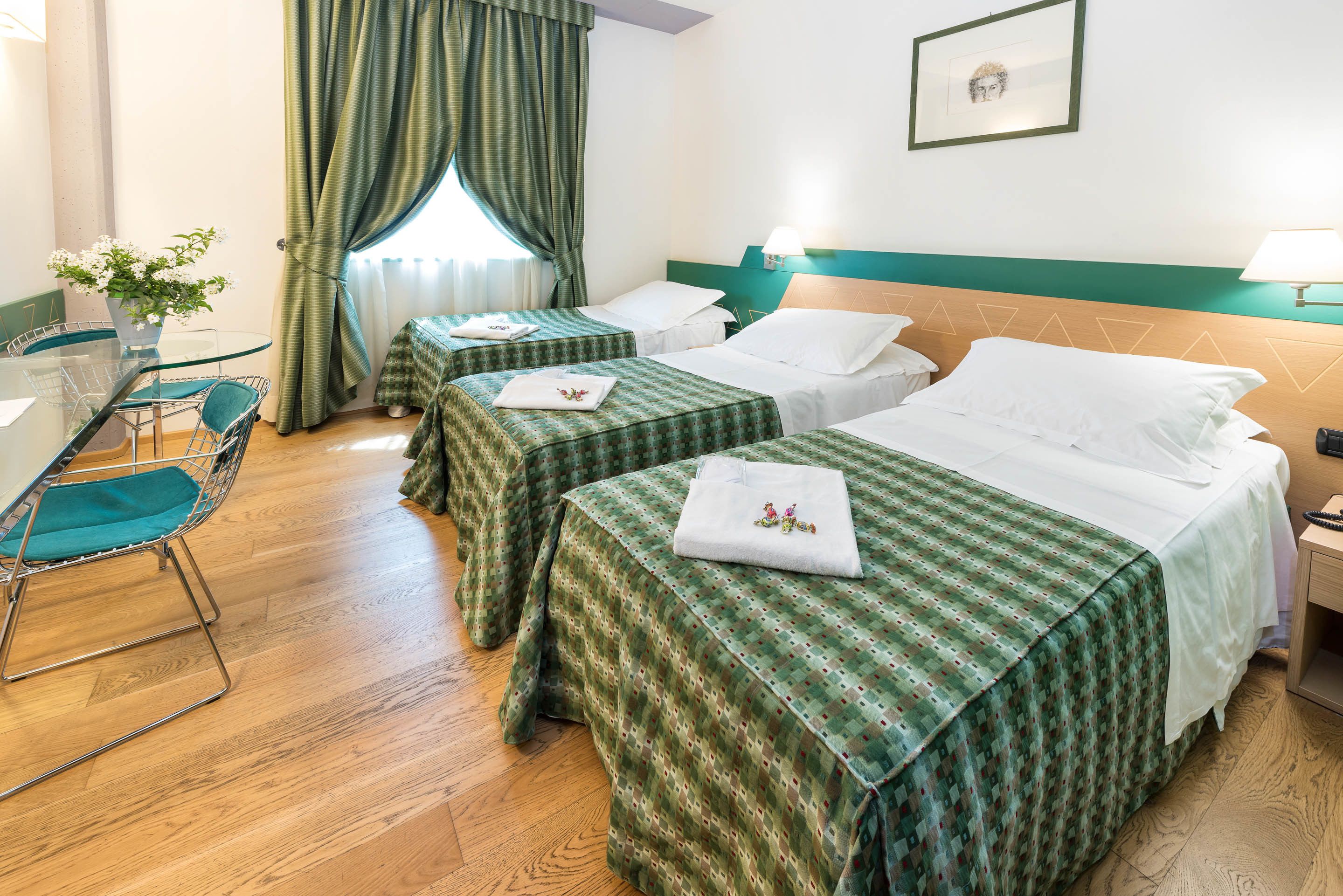 West Point Airport Hotel