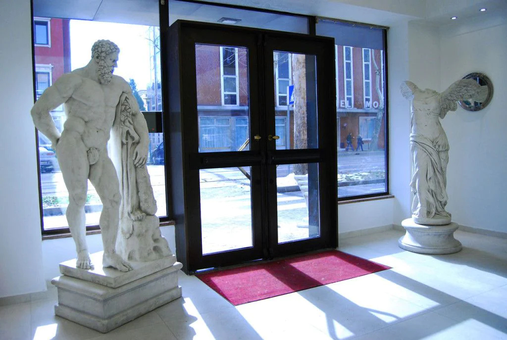 City of Art Venice LLoyd