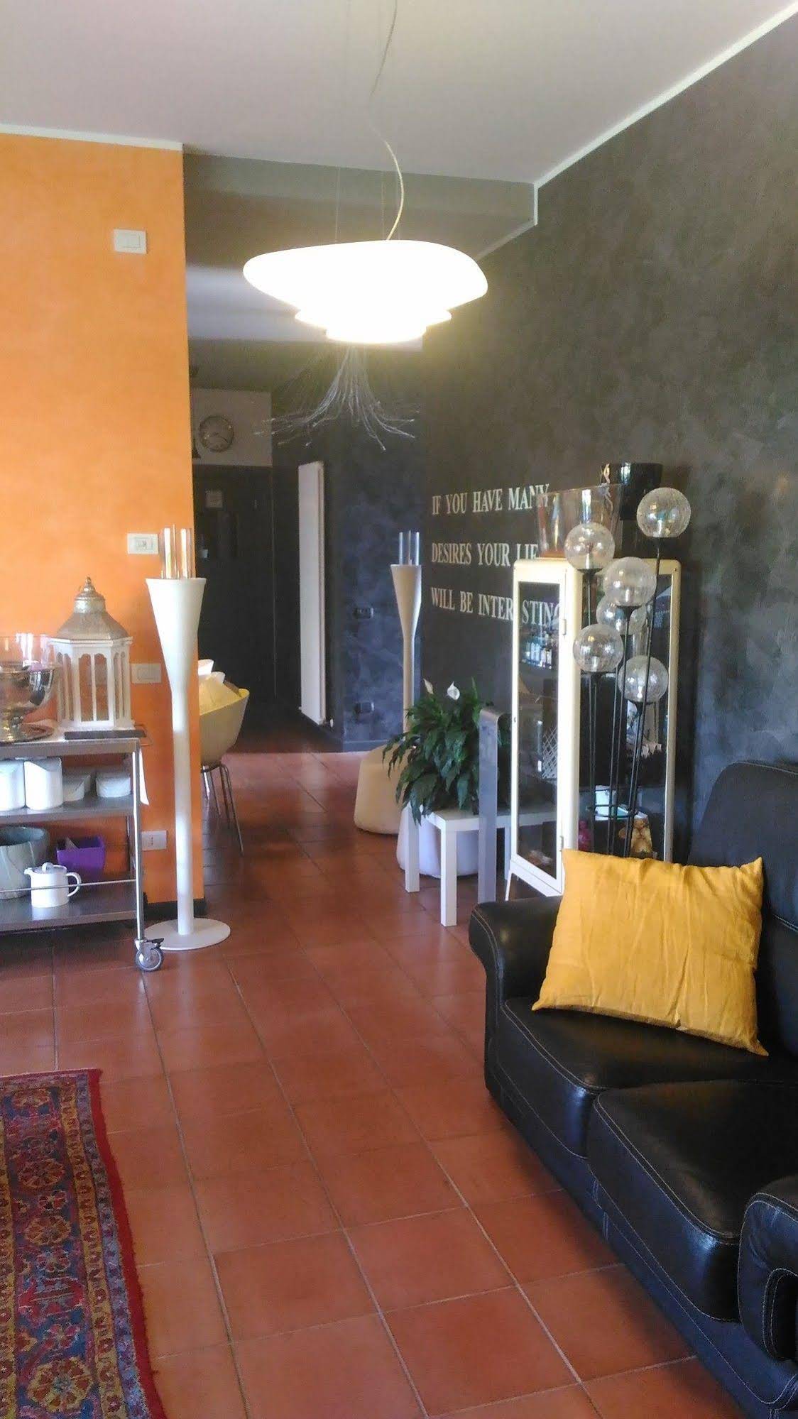 Residenza Cartiera 243