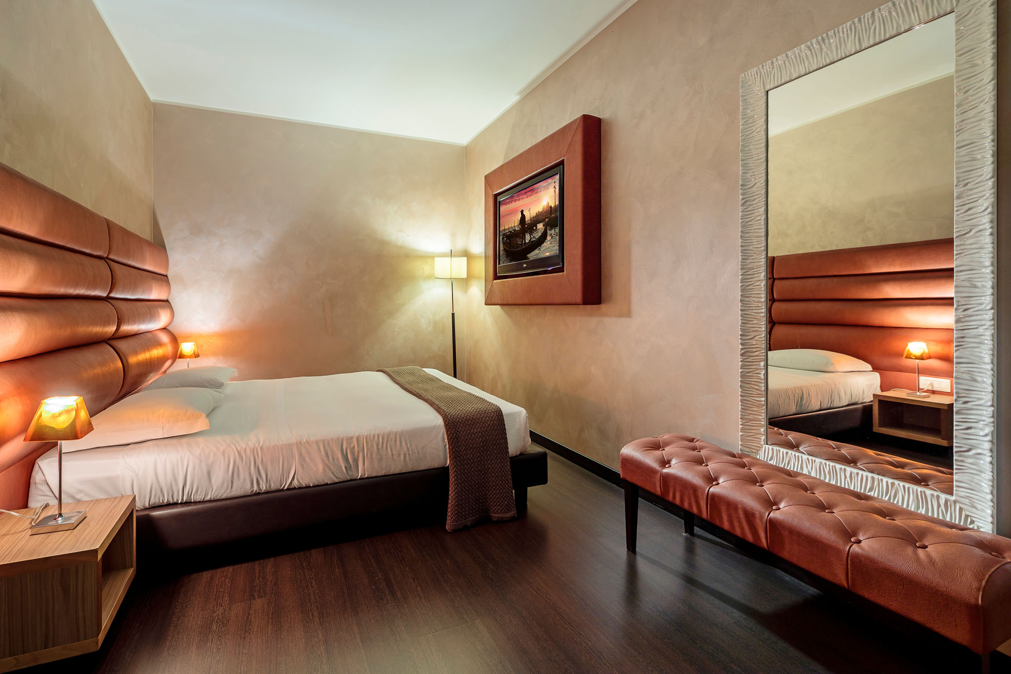 Base Hotel