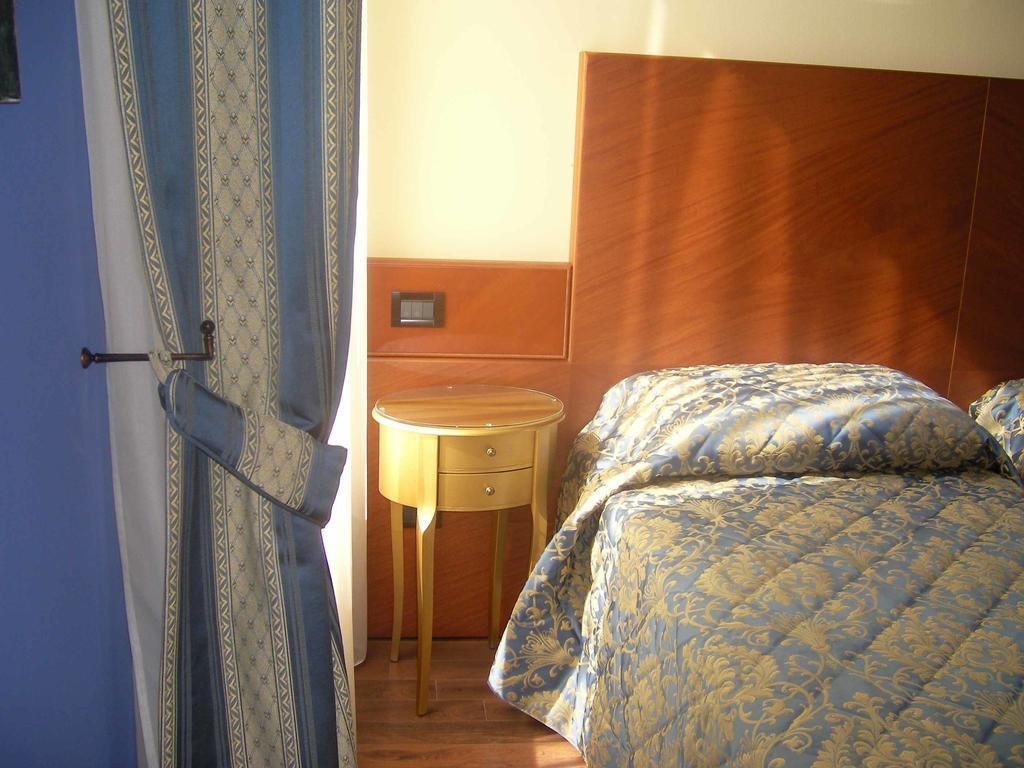 Diamantino Town House