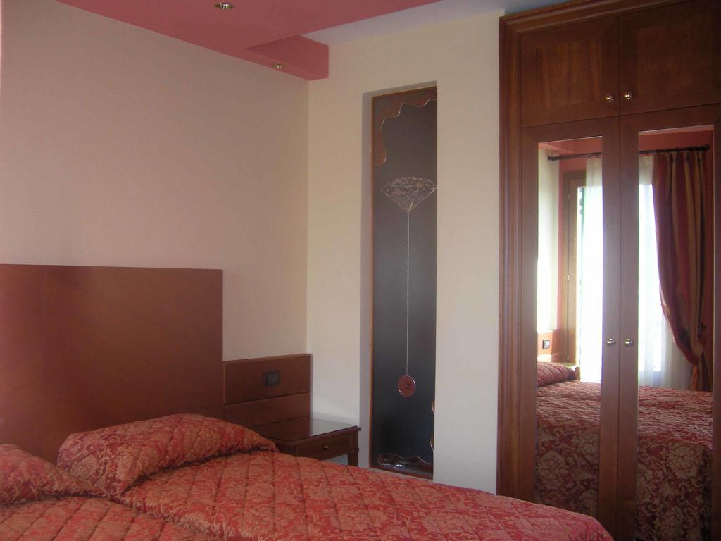 Diamantino Town House