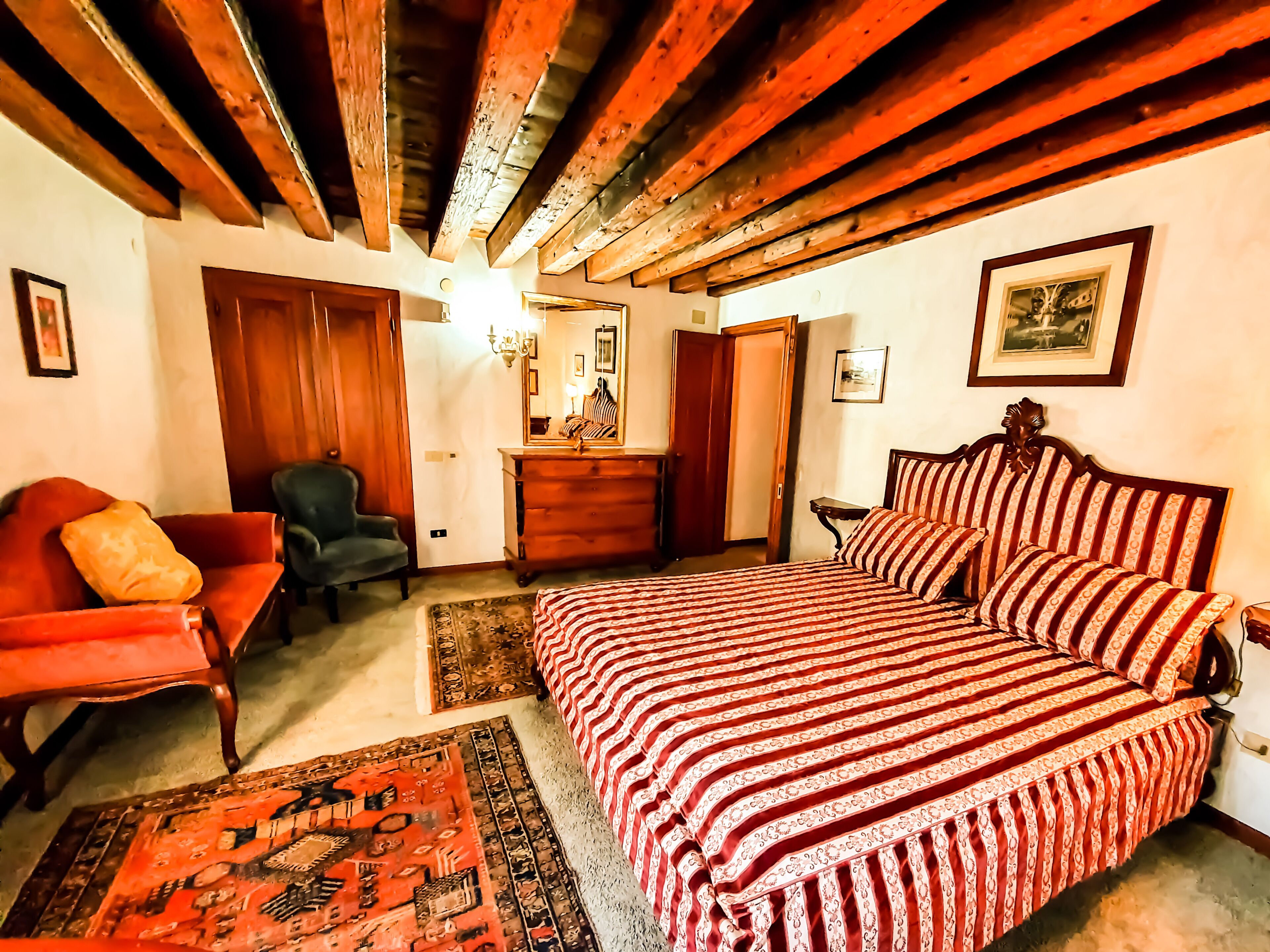 Villa Foscolo  Luxury Rooms & Apartments