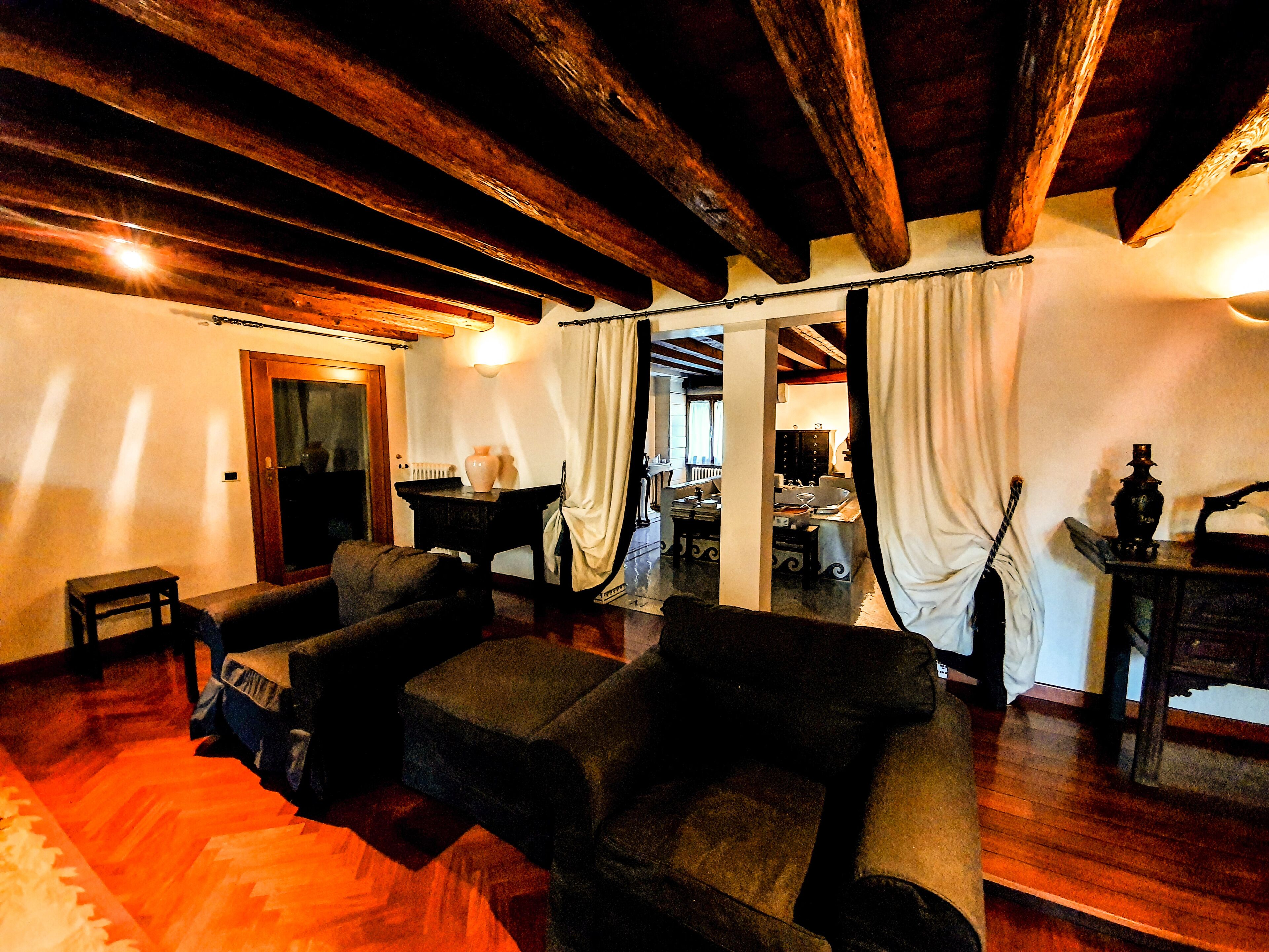 Villa Foscolo  Luxury Rooms & Apartments