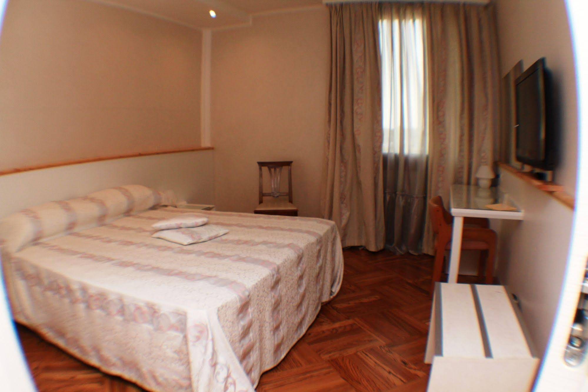 Hotel Posta 77