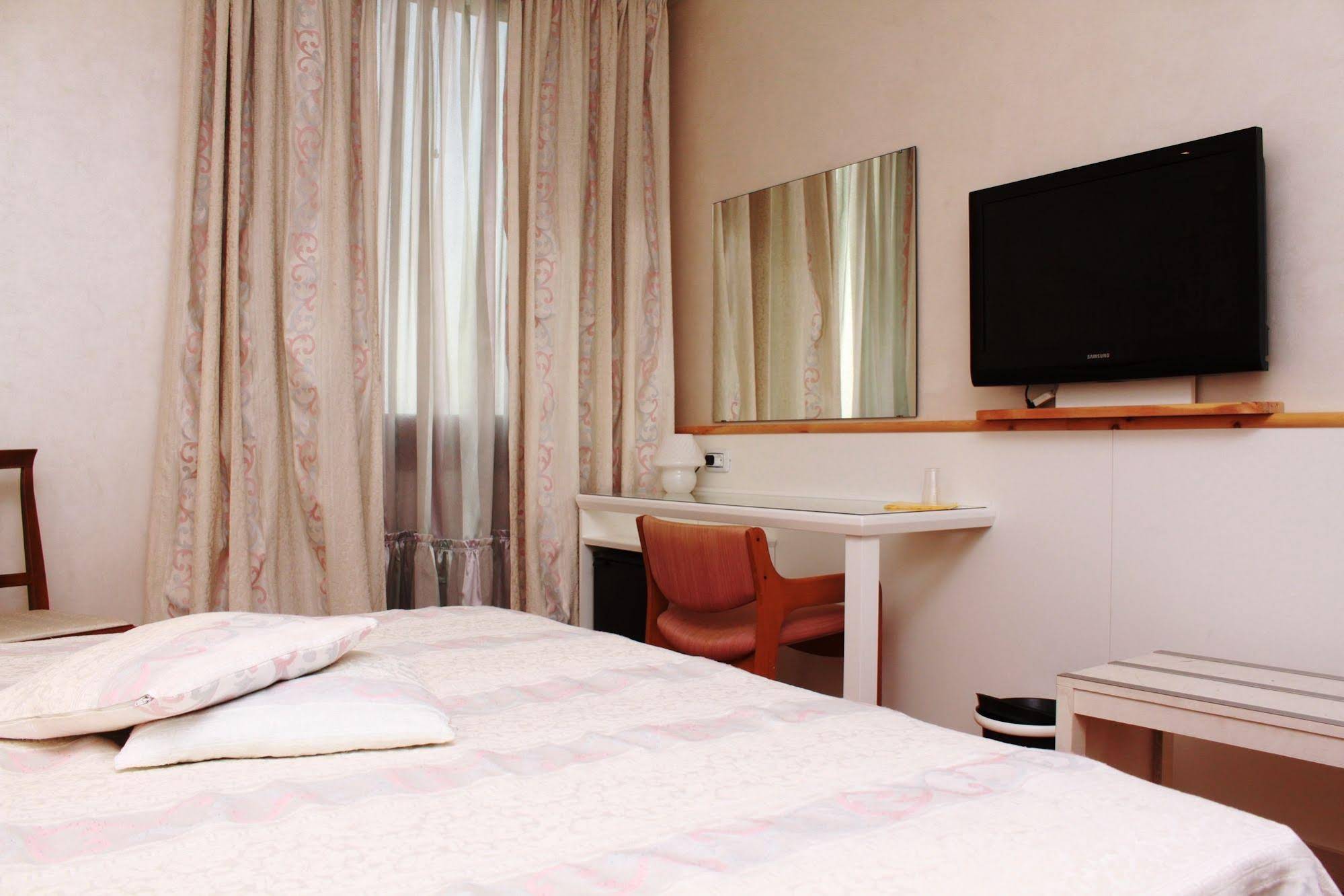 Hotel Posta 77