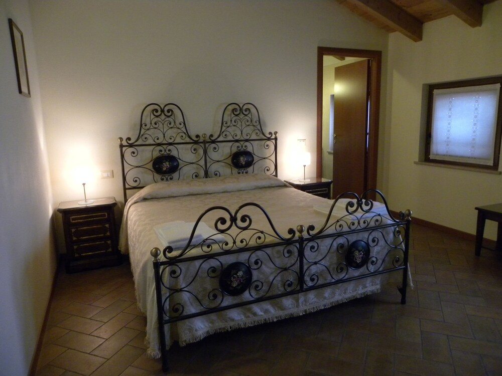 Agriturismo BB Mambrotta