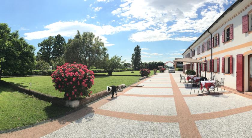 Ca Tessera Park Resort