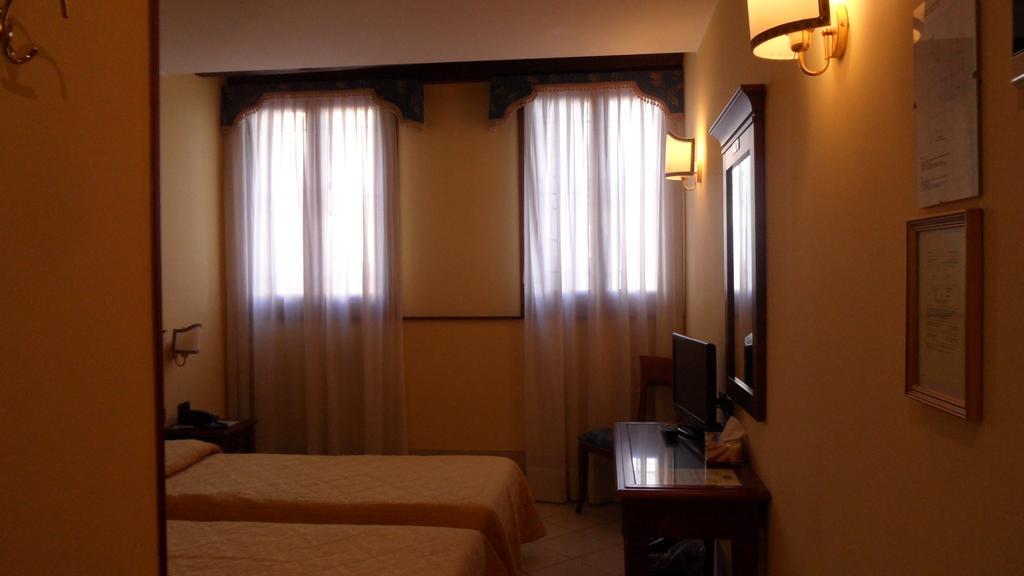 Alloggi Marinella