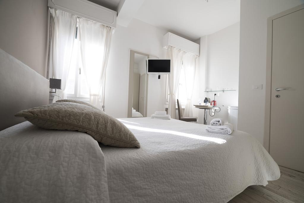 Al Portico Guest House