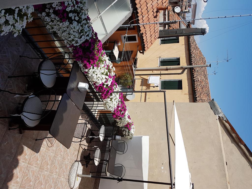 Al Portico Guest House