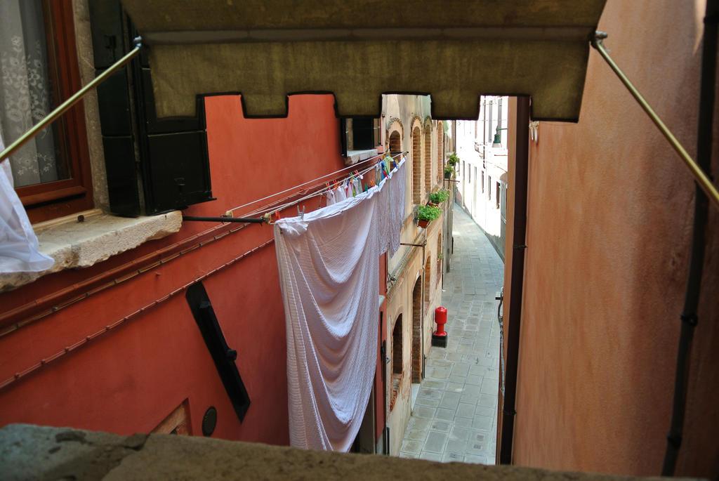 Al Portico Guest House
