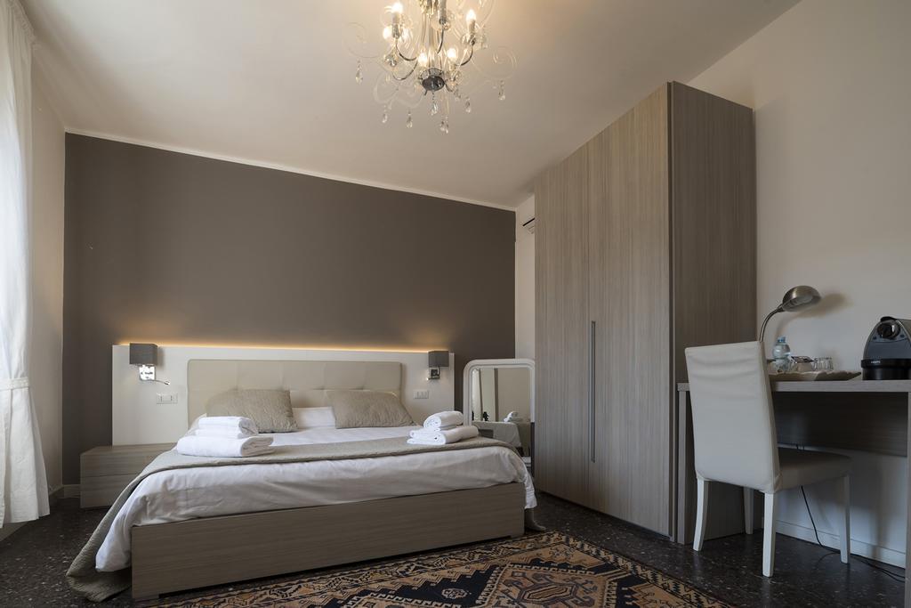 Al Portico Guest House