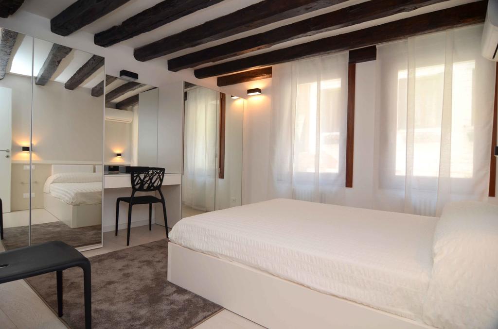 B&B Fortuny