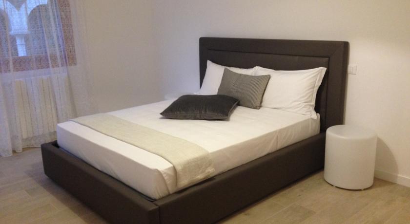 B&B Fortuny
