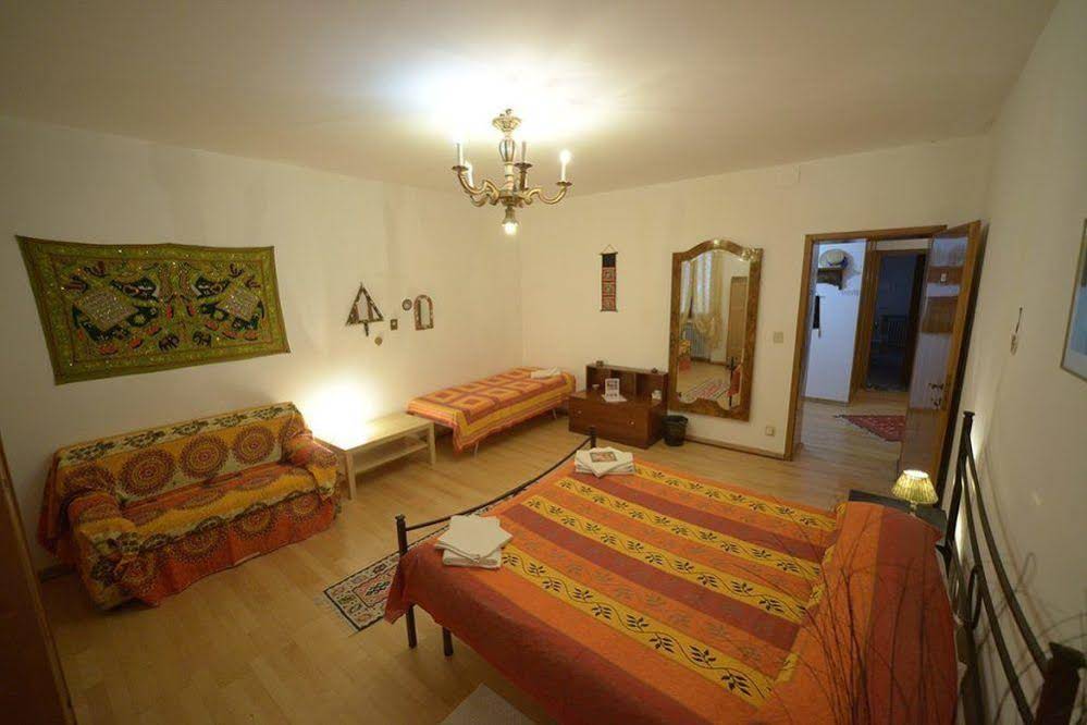 B&B Arabesque