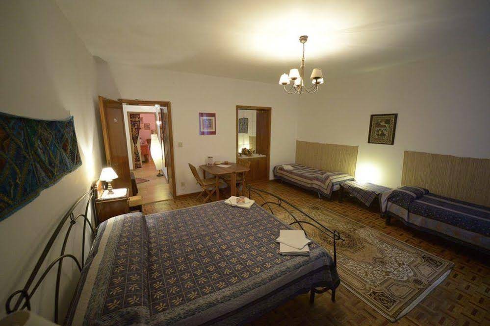 B&B Arabesque