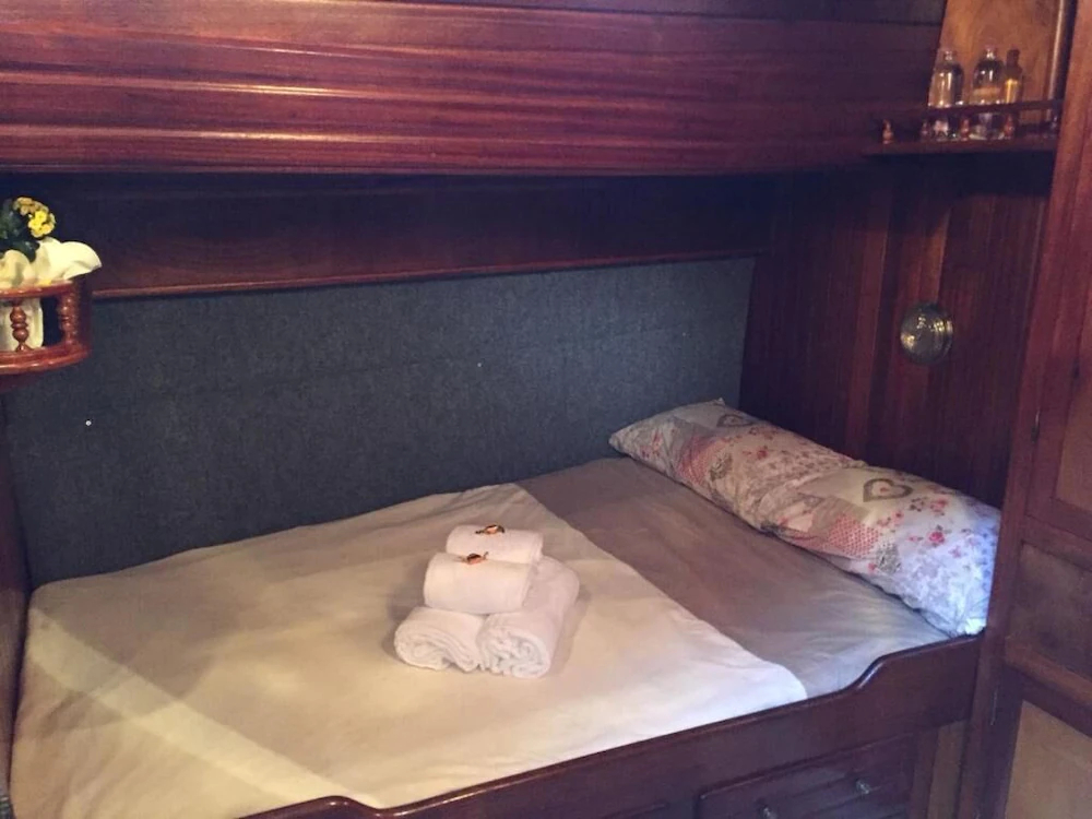 STARSail B&B Caicco Akos