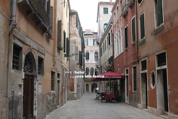 Casa alla Fenice