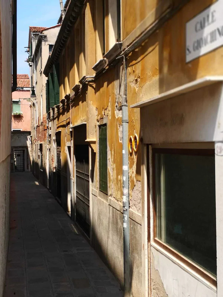 Castello Biennale Venezia