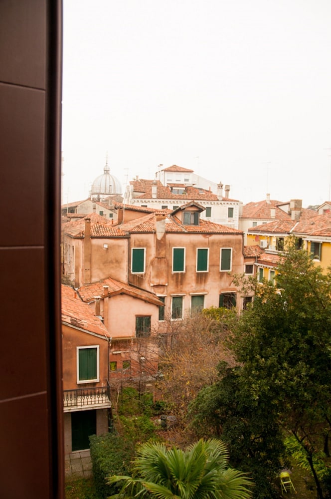 Doge Morosini Palace