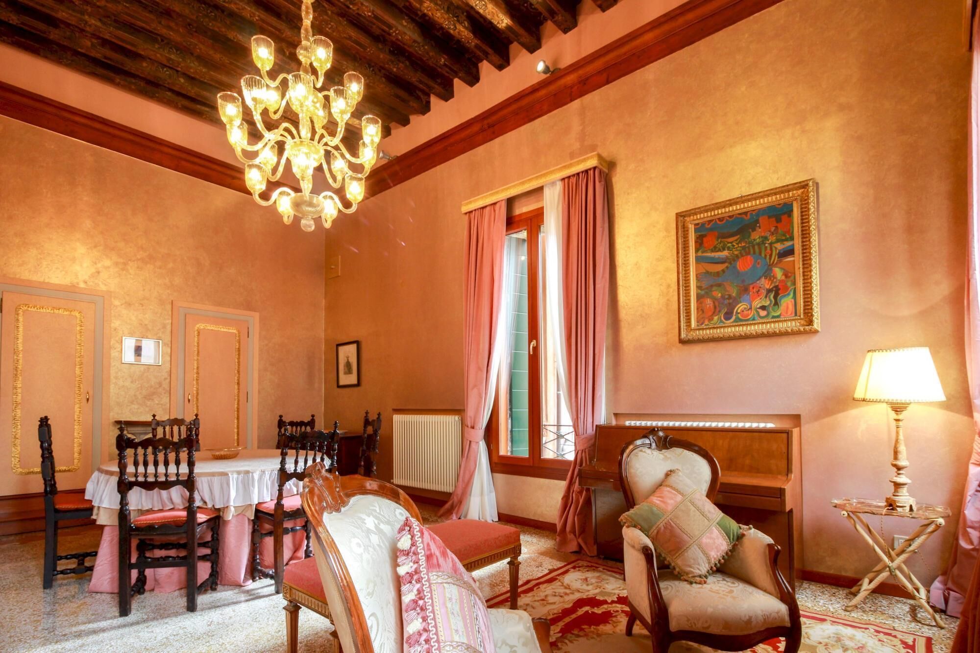 Fortuny3967 Suites & Wine