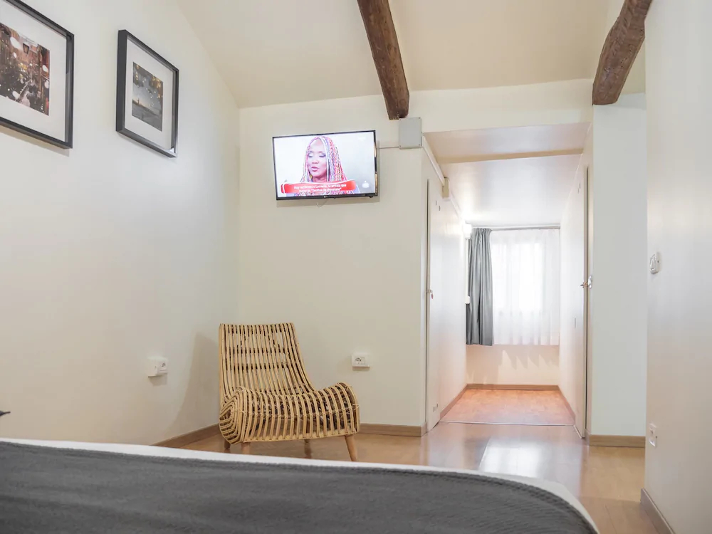 Grand Canal Suites