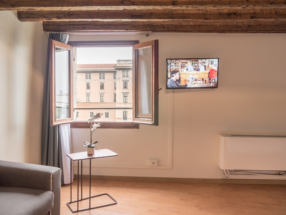 Grand Canal Suites