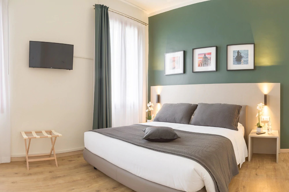 Grand Canal Suites