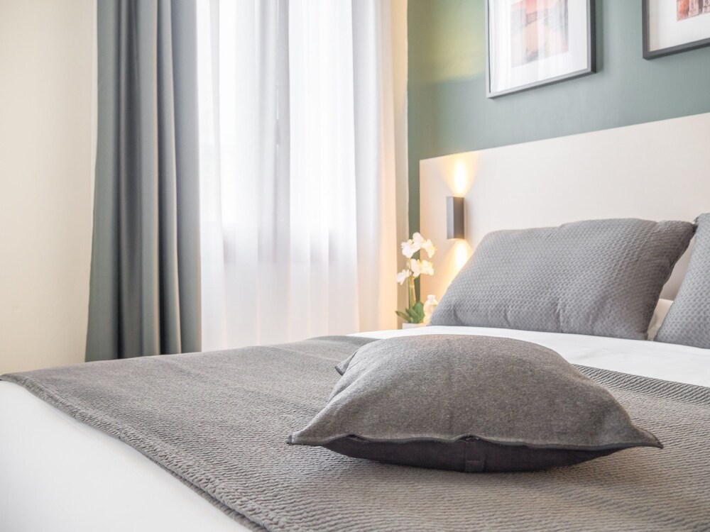Grand Canal Suites