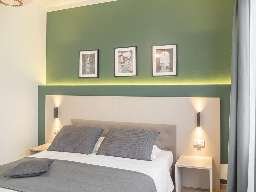 Grand Canal Suites
