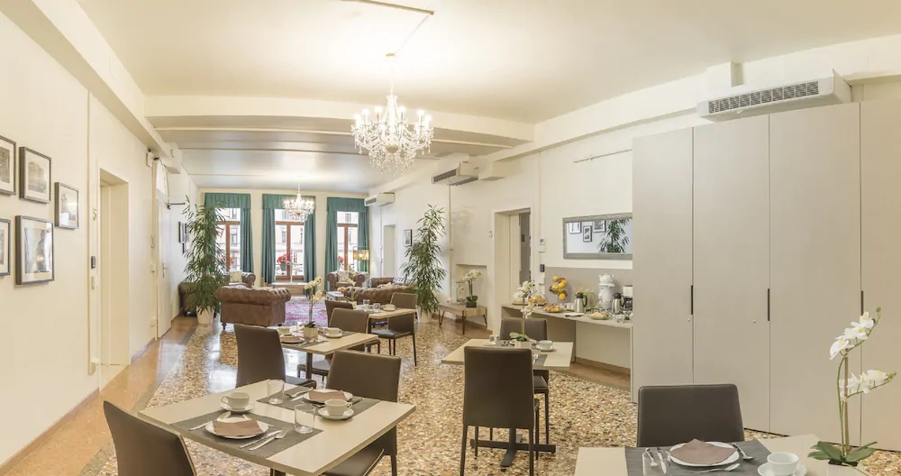 Grand Canal Suites