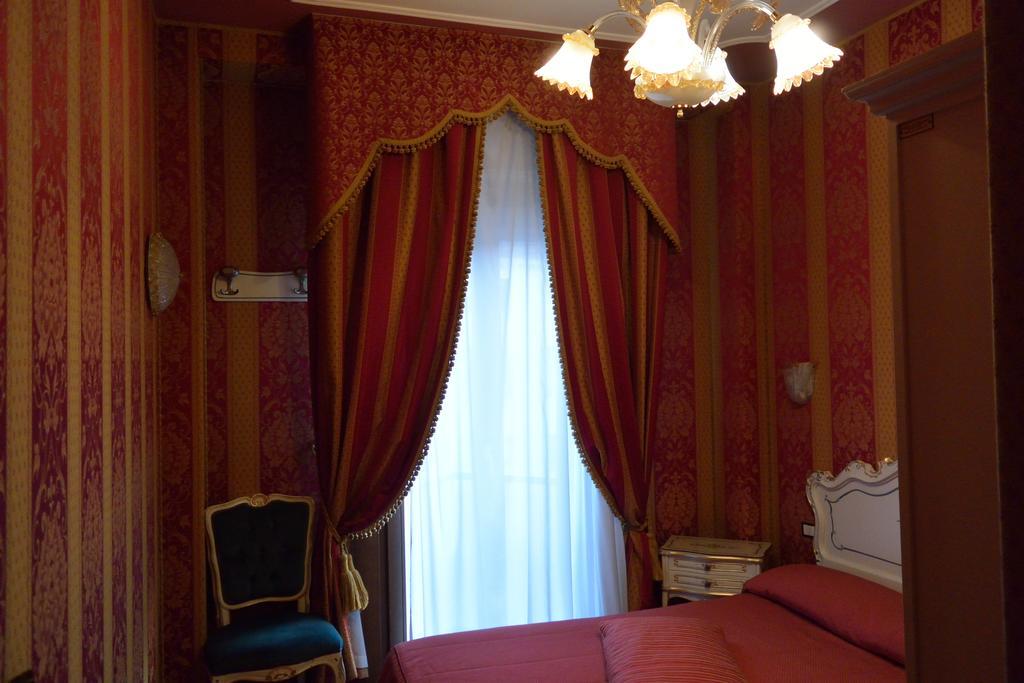Hotel Belle Arti Venice
