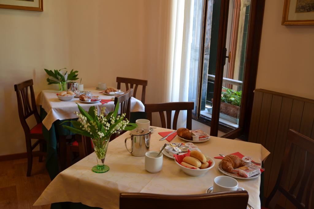 Hotel Canada Venezia