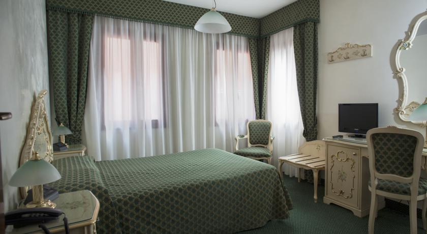 Hotel Commercio & Pellegrino