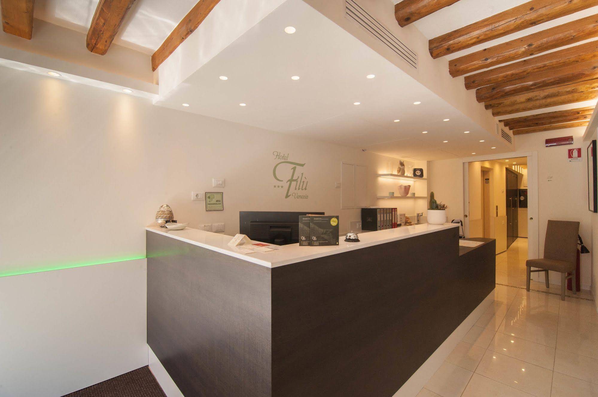 Leone Hotel