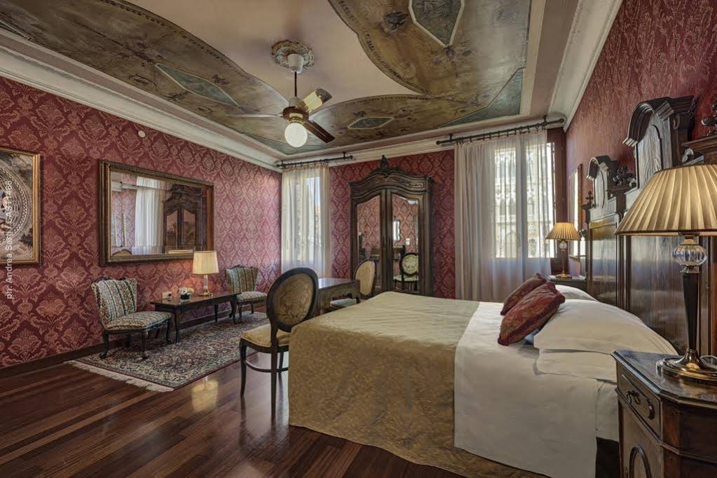 Hotel Galleria