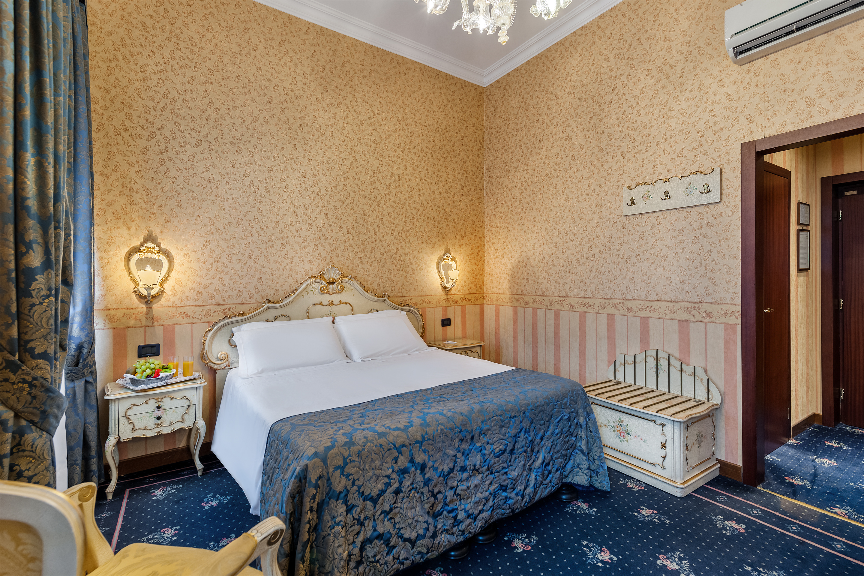 Hotel Montecarlo