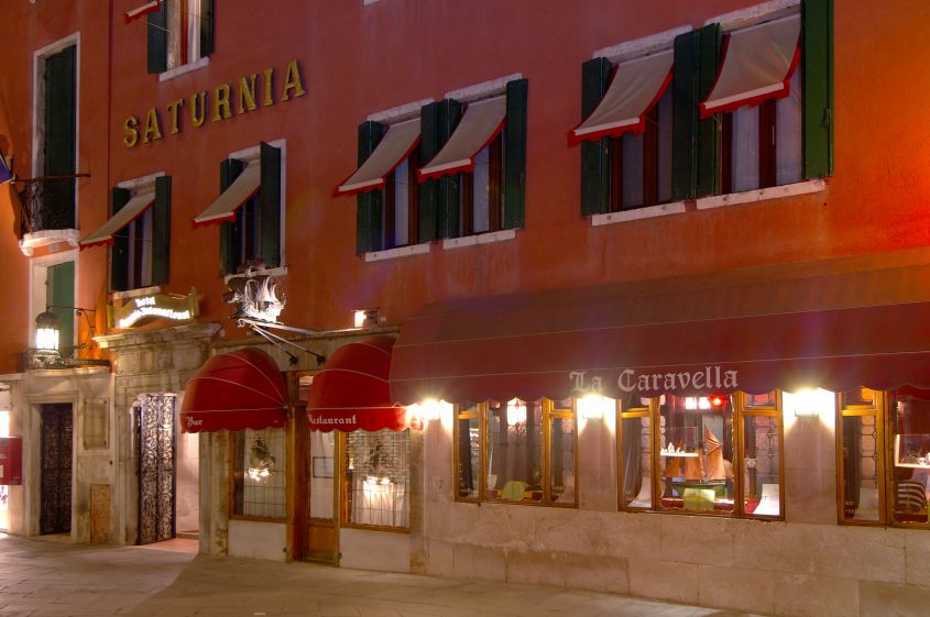 Hotel Saturnia & International